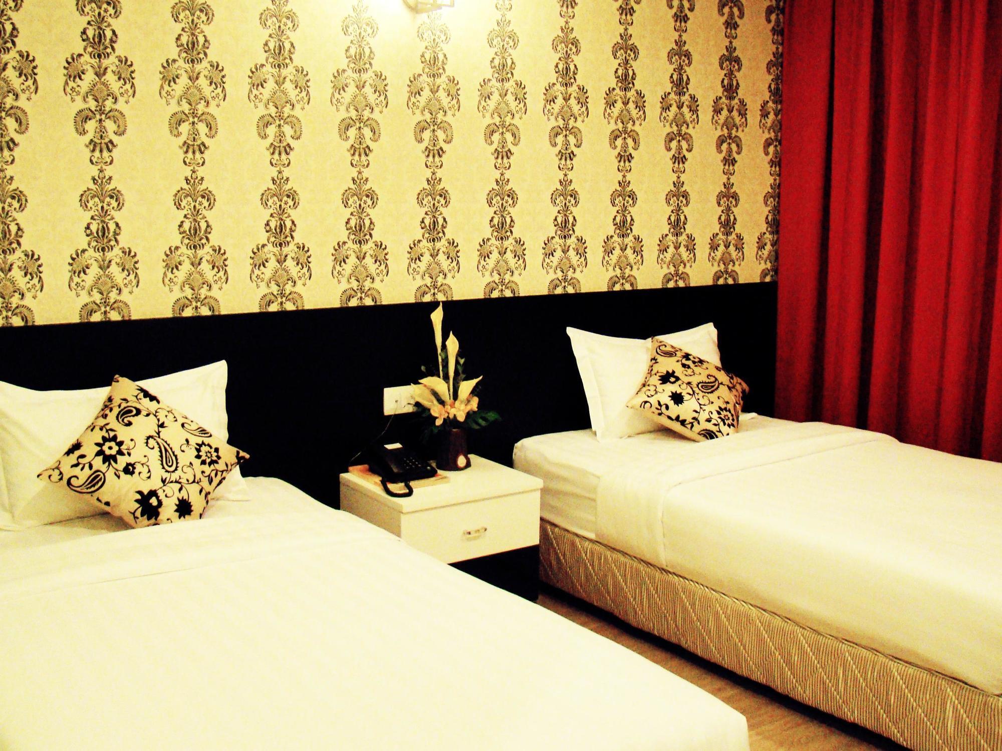 Adel Hotel Putatan Dış mekan fotoğraf