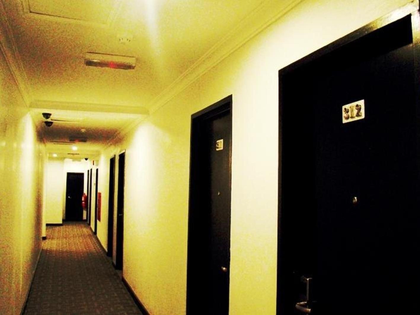 Adel Hotel Putatan Dış mekan fotoğraf
