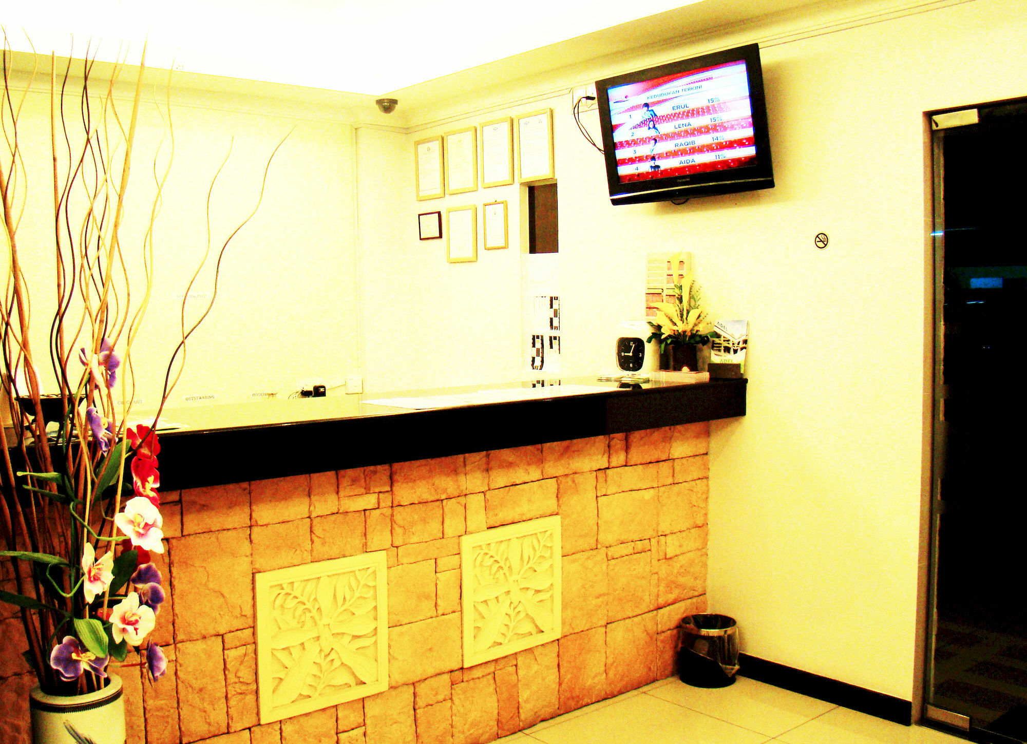 Adel Hotel Putatan Dış mekan fotoğraf